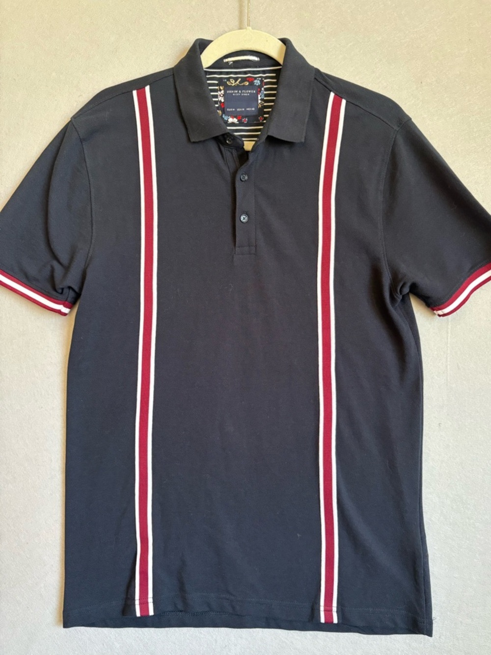 Denim & Flower Navy Polo with Burgundy and White Vertical Stripes sz M